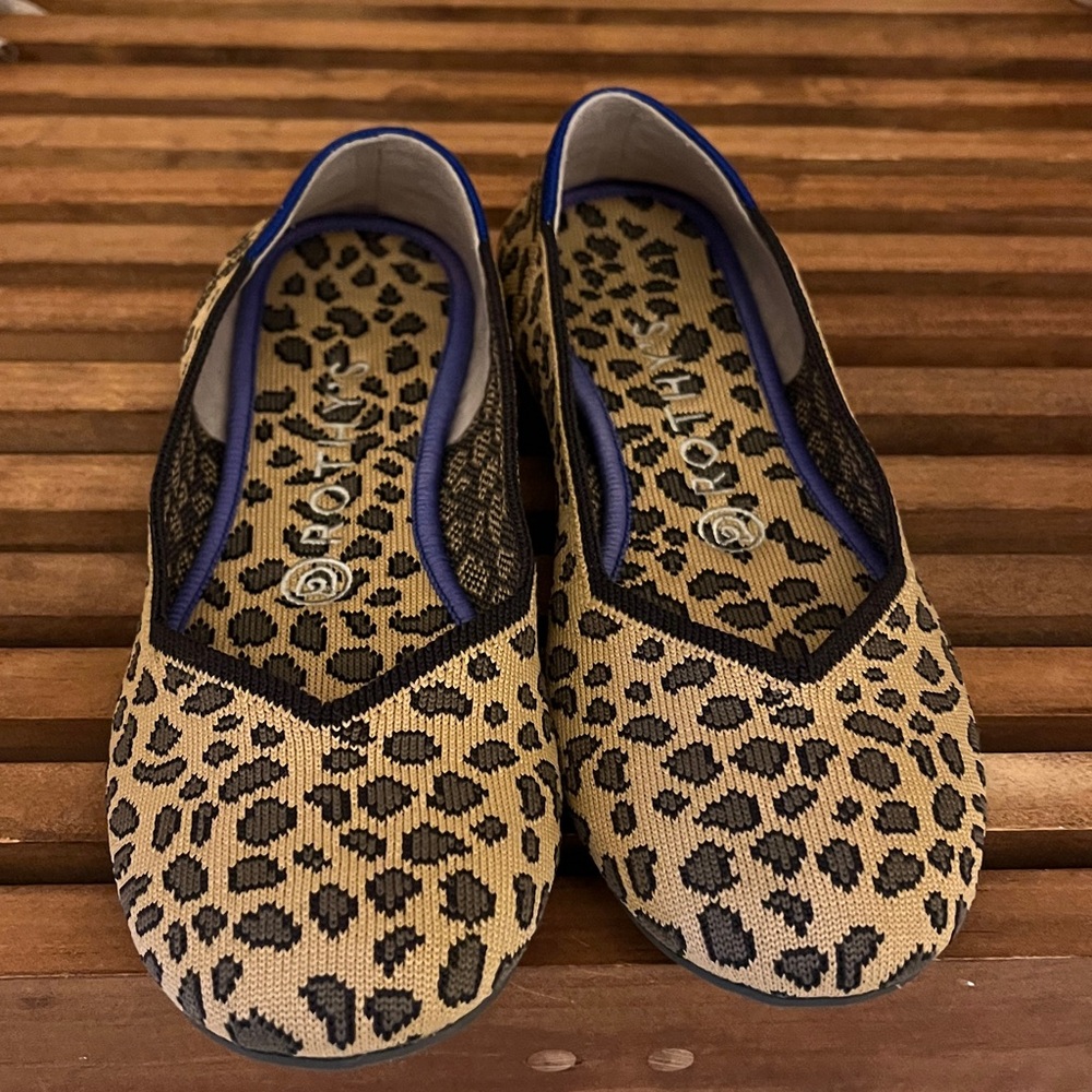 Rothy’s The Spot Leopard Print Round-Toe Flats | Sustainable Knit | Size 8